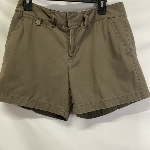 G.H. Bass Woman's Shorts hide front pocket 5 inch inseam - Picture 1 of 8